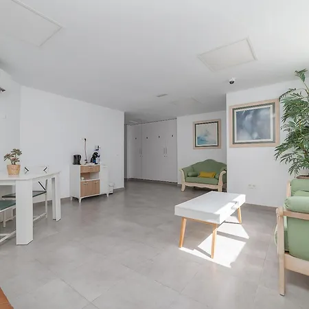埃莱娜公寓 卡门港