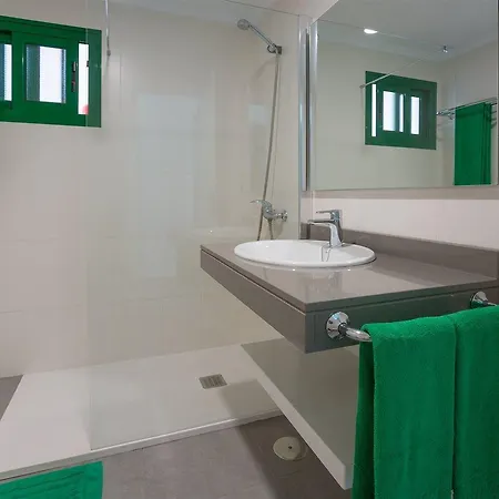 アパート Elena *