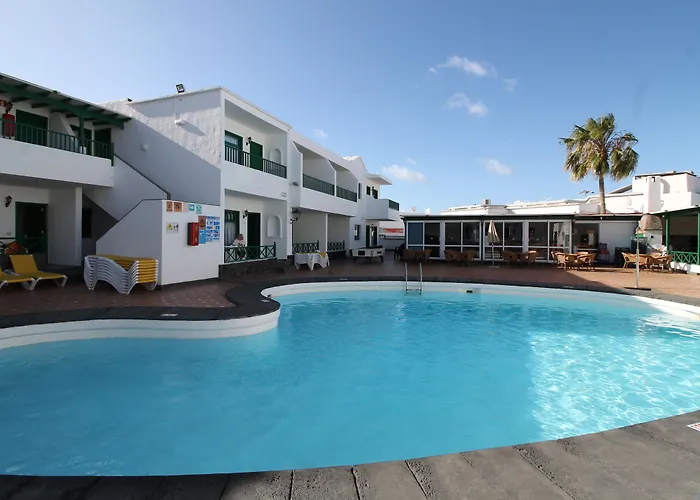 埃莱娜公寓 * 卡门港