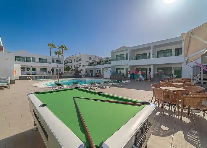 埃莱娜公寓 * 卡门港