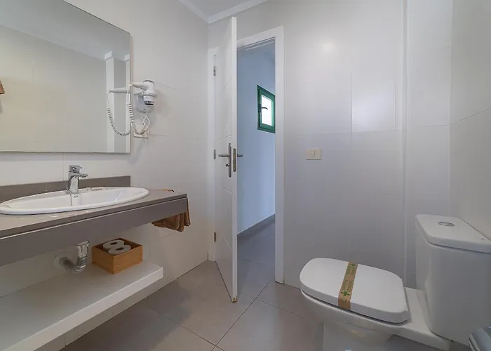 埃莱娜公寓 卡门港