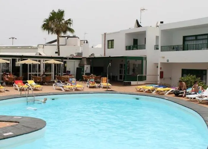 Elena Puerto del Carmen (Lanzarote)