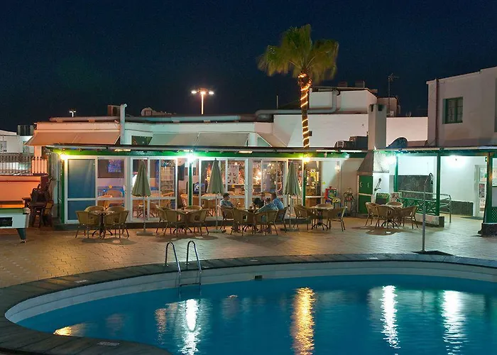 埃莱娜公寓 * 卡门港