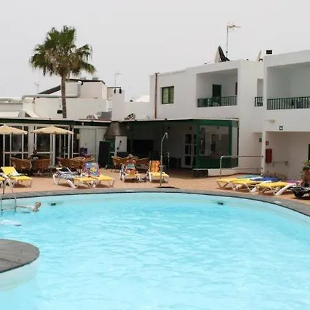 Elena Пуерто-дель-Кармен